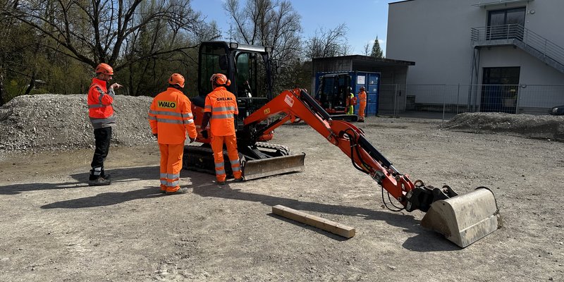 Baumaschinenführer Ausbildung am Baumeister Kurszentrum Effretikon: Ein Weg zu einer vielversprechenden Karriere